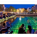 City Center-Deàk tèr